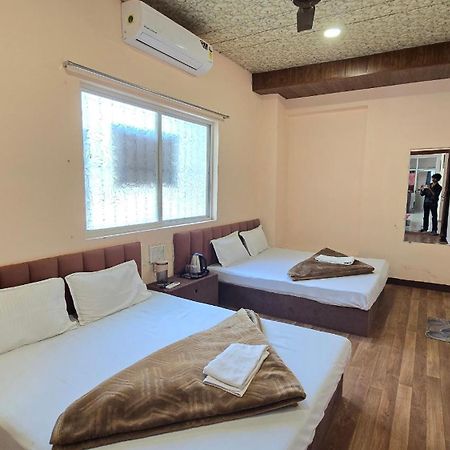 Hotel Maheshwari Green'S Ujjain Ngoại thất bức ảnh