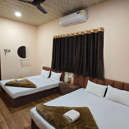 Hotel Maheshwari Green'S Ujjain Ngoại thất bức ảnh