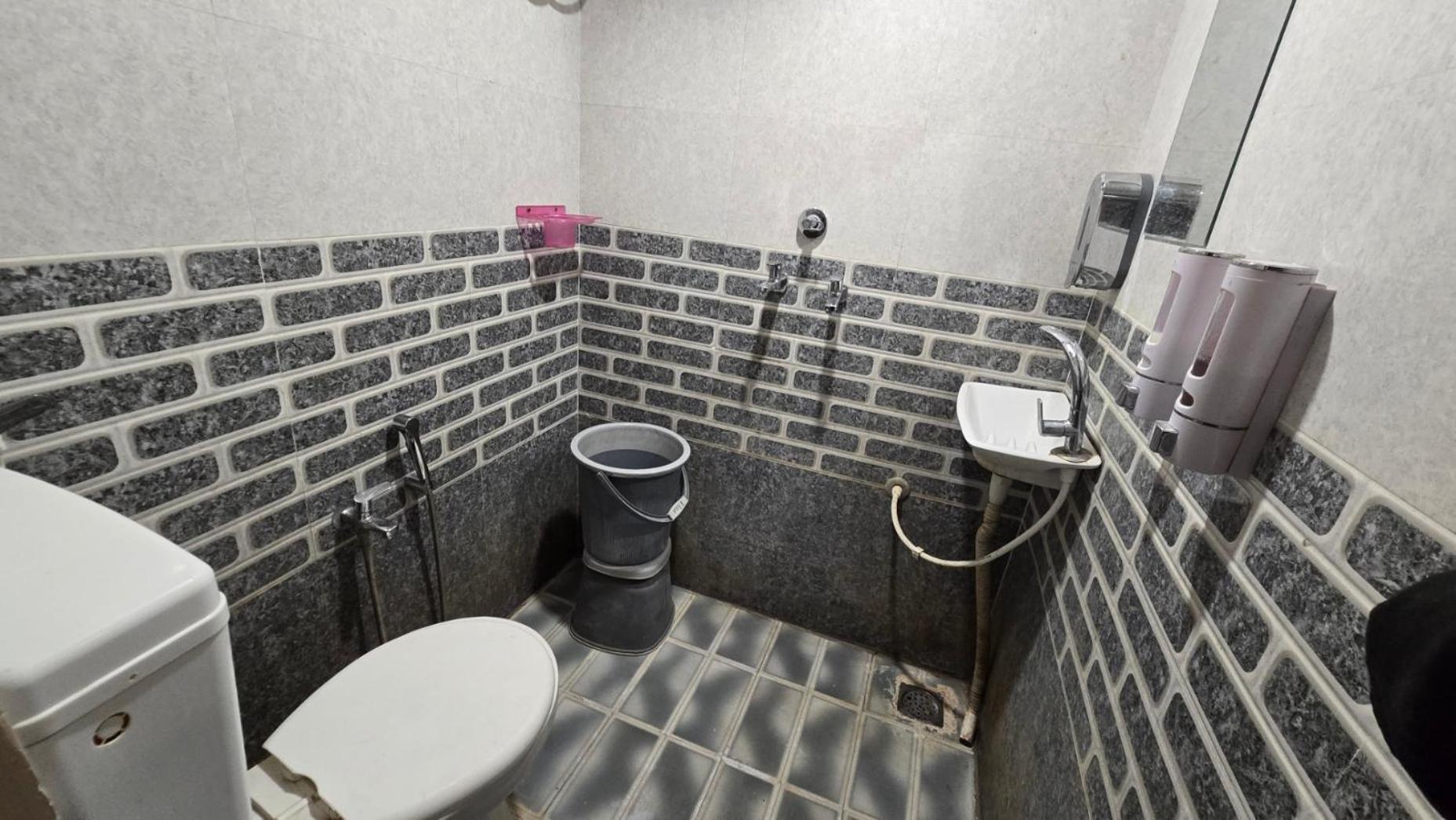 Hotel Maheshwari Green'S Ujjain Ngoại thất bức ảnh
